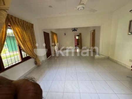Living Room - House For Rent In Dehiwala ( File No 5555b) 