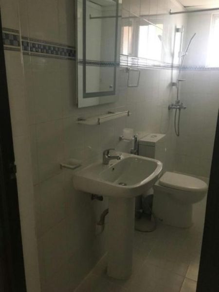 Bathroom - Casa - 02 Bedroom Furnished Apartment for Sale in Colombo 05 (A1447)