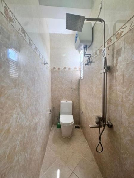 Bathroom - Kalubowila 3-Bedroom Apartment Available for Long-Term Rental. (Property Code: CSTR301)