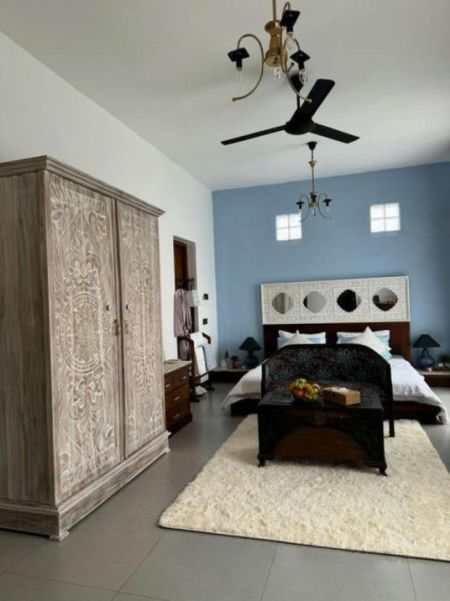 Living Room - Apartment Complex for Sale in Colombo 05 (A4210)