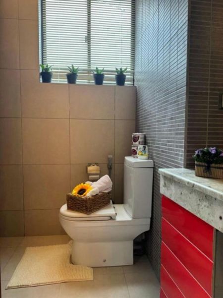 Bathroom - Apartment Complex for Sale in Colombo 05 (A4210)