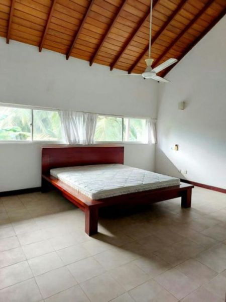 Bedroom - 04 Bedroom Unfurnished House for Sale in Battaramulla (A6519)