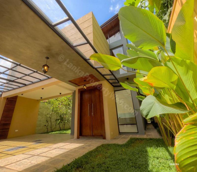 House for sale in Battaramulla