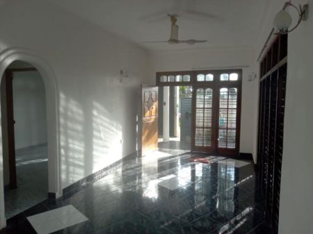 Bedroom - 5 Bedroom house for sales in Pita Kotte for Rs. 32 million (nearest offer)