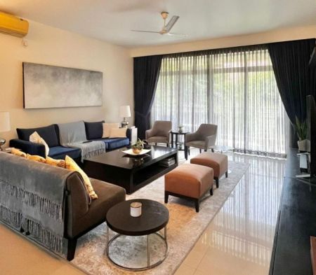 Living Room - Luxury 4 Bedroom Apartment for Sale – Melford Tower, Havelock City