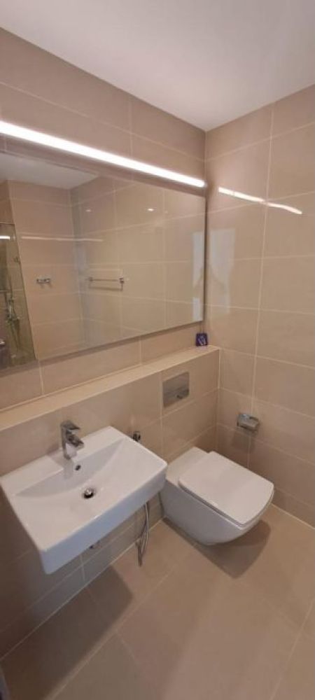 Bathroom - Marina Square Unfurnished Apartment for Rent - A53706