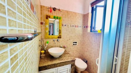 Bathroom - (PH726) Luxury Three Storey House for Sale in Thalapathpitiya