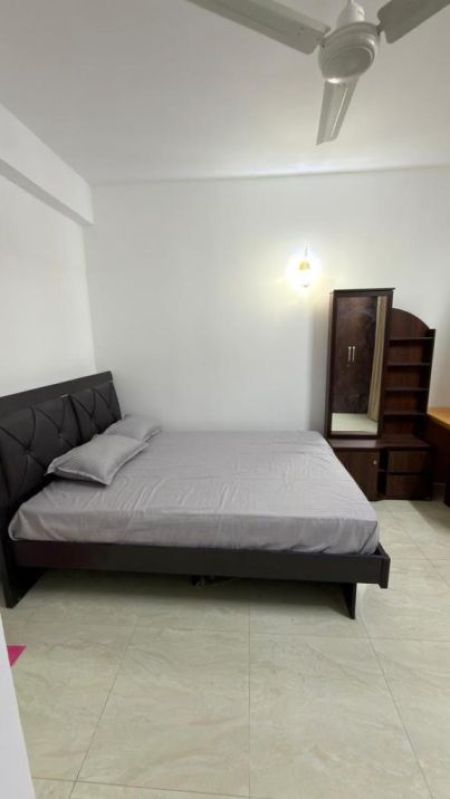 Bedroom - Fully Furnished 3 BR Apartment for rent in Dehiwala 