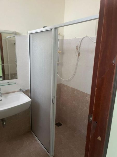 Bathroom - 5 Bedroom Apartment for Sale in Milagiriya Avenue Colombo 4