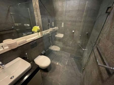 Bathroom - 7th Sense - 03 Bedroom Unfurnished Apartment for Sale in Colombo 07 (A3043)