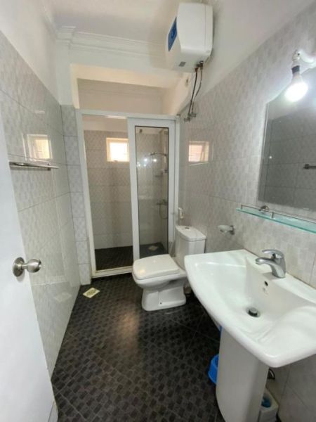 Bathroom - Long-Term Furnished Apartment Rental in Colombo 05 – 3 Bedrooms. (CSMP203)