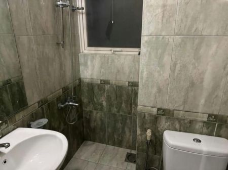 Bathroom - Skyline - 02 Bedroom Furnished Apartment for Rent in Colombo 08 (A5939)