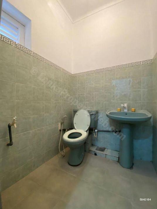 Commercial for rent in Colombo 8