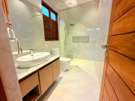 Bathroom - Battaramulla Architecture-Designed Brand New House for Sale 