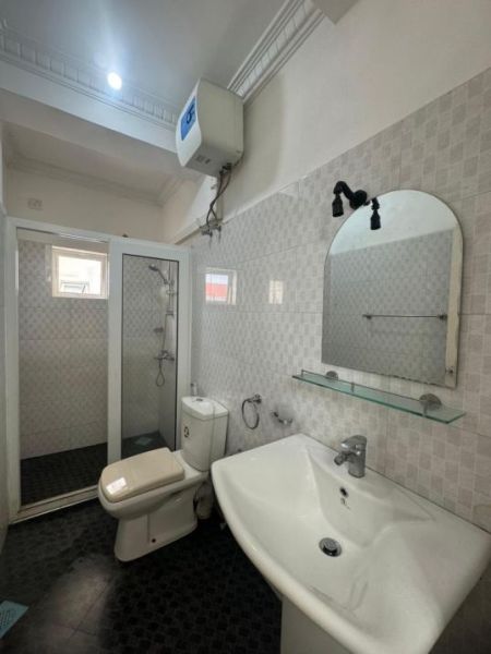 Bathroom - Long-Term Furnished Apartment Rental in Colombo 05 – 3 Bedrooms. (CSMP202)