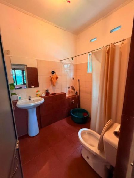 Bathroom - (RH669) Single Storey House for Sale in Horana