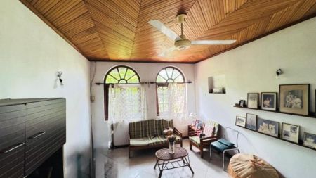 Living Room - (PH1035) 27 Perch  Two Storey House for Sale in Maharagama