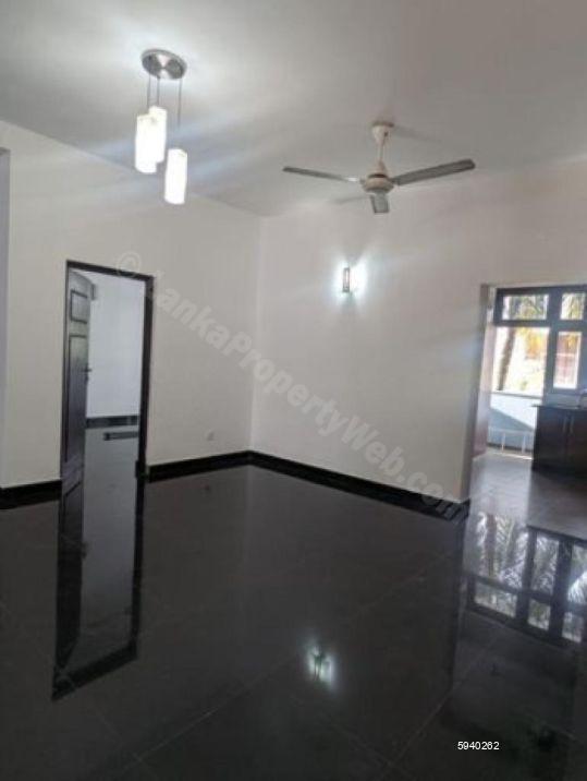 House for rent in Kalubowila