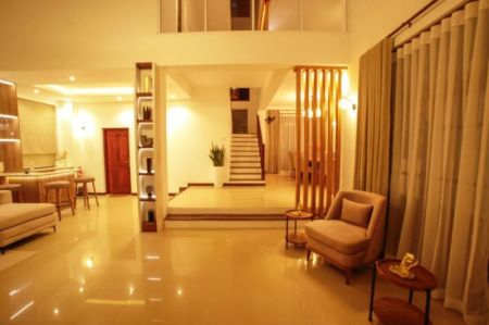 Living Room - (AR229) Luxury Fully Furnished Villa for Rent in Kottawa
