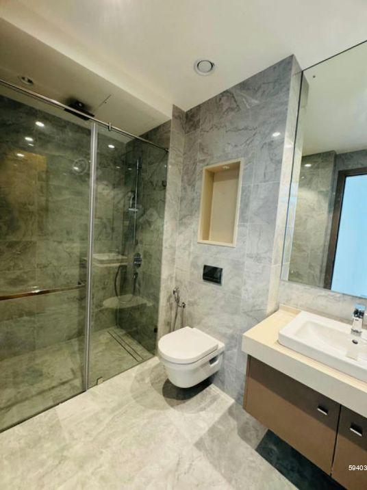 Bathroom - Apartment for sale in Colombo 3