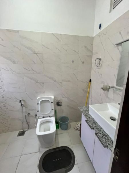 Bathroom - Fully Furnished 3 Bedroom Apartment for Rent at RU Residencies, Kotte / LKR 300,000 (Negotiable) (EM242RN)