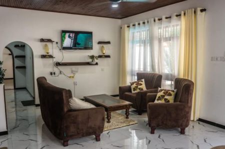 Living Room - 4 Bedroom Villa for Sale – Mirissa | LKR 156,000,000 (EM186RK)