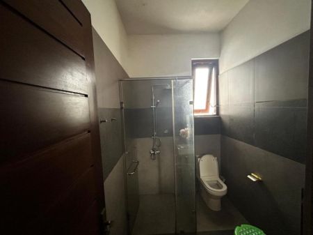 Bathroom - 13.7 Perches Unfurnished House for Sale - HL54985