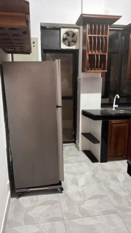 Bathroom - Dickman's Court Furnished Apartment for Rent - A54300