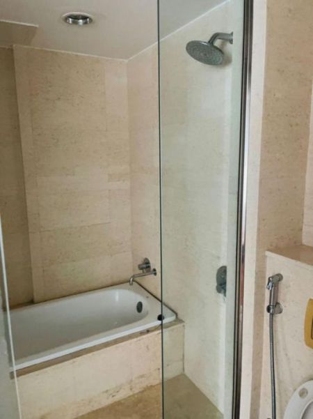 Bathroom - Monarch - 02 Bedroom Furnished Apartment for Sale in Colombo 03 (A657)