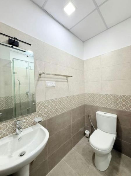 Bathroom - Trillium - 02 Bedroom Furnished Apartment for Sale in Colombo 05 (A5938)