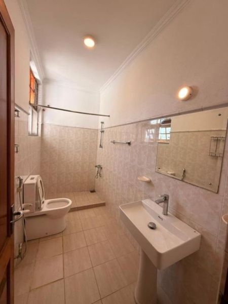 Bathroom - 3000 Sq.ft Furnished Private Apartment for Rent - A54031