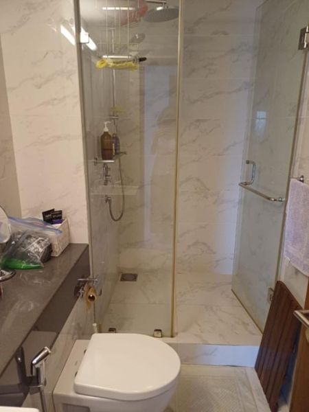 Bathroom - Clearpoint Unfurnished Apartment for Rent - A14668