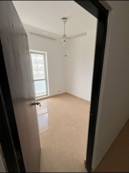 Bathroom - Allium Tower/03beds Apartment for sale in Colombo 06