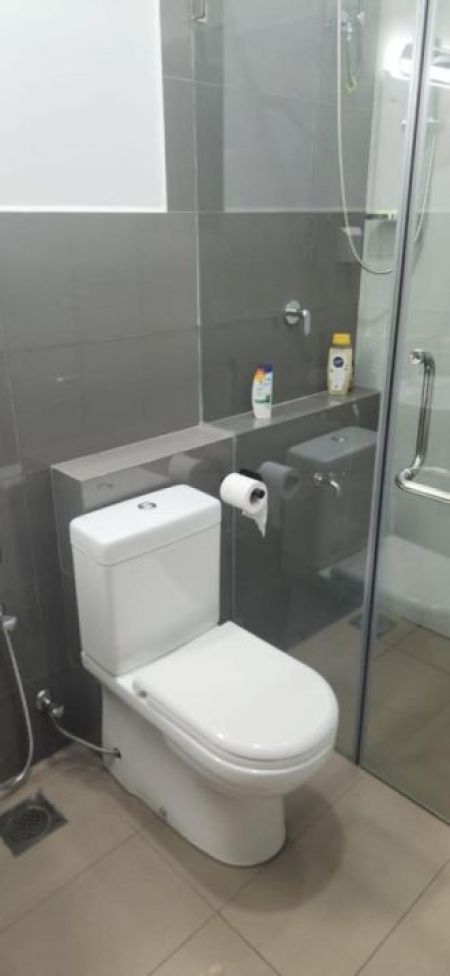 Bathroom - Canterbury/Furnished/3 beds/for rent in Piliyandala 