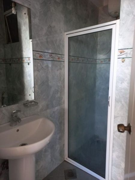 Bathroom - Datum paradise/Furnished/3beds/for rent in Colombo 4
