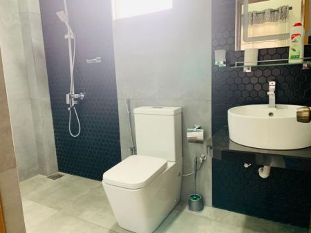 Bathroom - (PH158) Luxury Two Storey House for Sale in Nugegoda