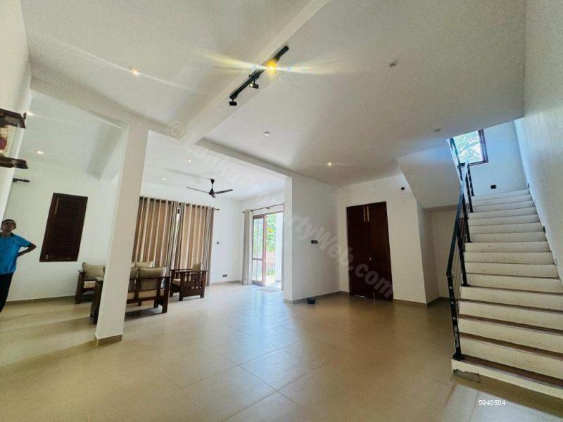 Living Room - House for rent in Wadduwa