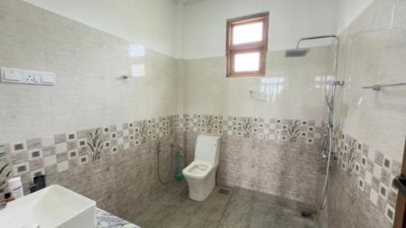 Bathroom - (DH1202) Newly Built Three Storey House for Sale in Kahathuduwa