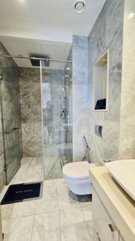 Bathroom - Apartment for sale in Colombo 3 