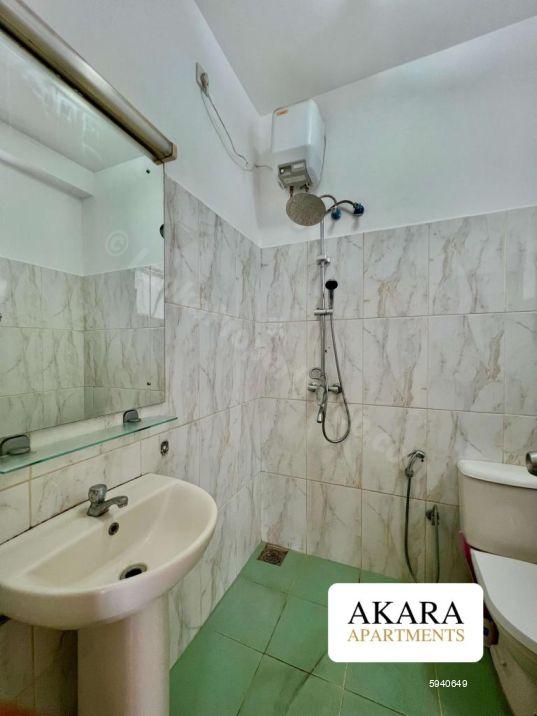 Bathroom - Apartment for sale in Colombo 4