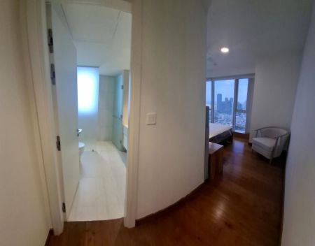 Bathroom - Brilliantly Furnished, Brand New 3 Bedroom Apartment - Colombo City Center....Panoromic view of the Indian ocean.
