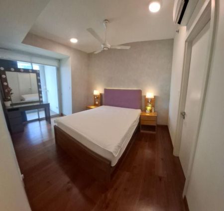 Bedroom - Brilliantly Furnished, Brand New 3 Bedroom Apartment - Colombo City Center....Panoromic view of the Indian ocean.
