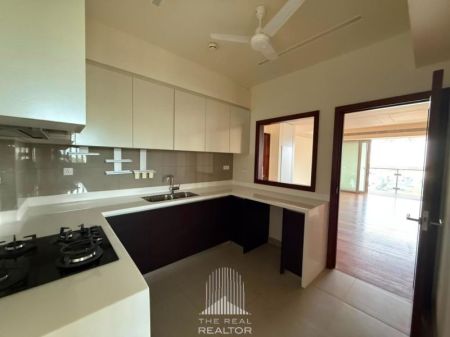 Kitchen - Luxury Apartment for Sale at Cinnamon Life Suites, Colombo 02 (ASSH106)