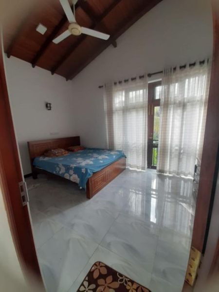 Bedroom - Very Spacious 4 BR tourists villa for rent in Galle 