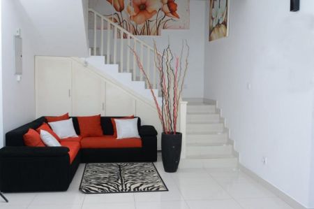 Living Room - (KH892) Luxury Two Storey House for Sale in Seeduwa
