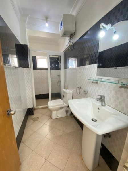 Bathroom - Long-Term Rental – 3BHK Fully Furnished Apartment in Colombo 05. Property Code: CSMP502