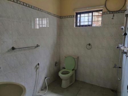Bathroom - 04 Bedroom Unfurnished House for Rent in Colombo 05 (A6546)