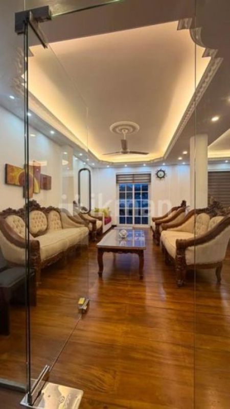 Living Room - House For Rent  In Thalawathugoda ( File No 5598b) 