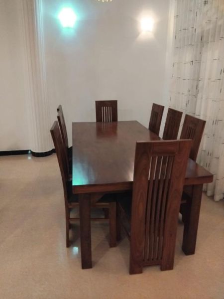 Dining room - 4 Bedroom Furnished House for Rent - Battaramulla, Akuregoda Road | LKR 500,000 Per Month (EM1020)