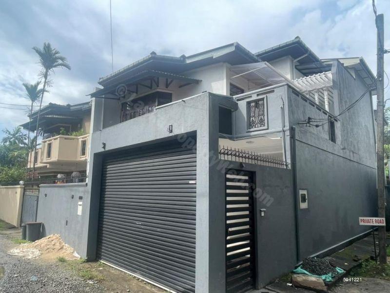 Exterior - House for rent in Battaramulla